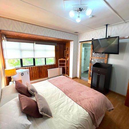 Incredible Downtown Duplex With Interior Backyard Appartement Punta Arenas Buitenkant foto