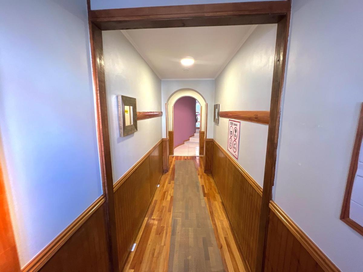 Incredible Downtown Duplex With Interior Backyard Appartement Punta Arenas Buitenkant foto