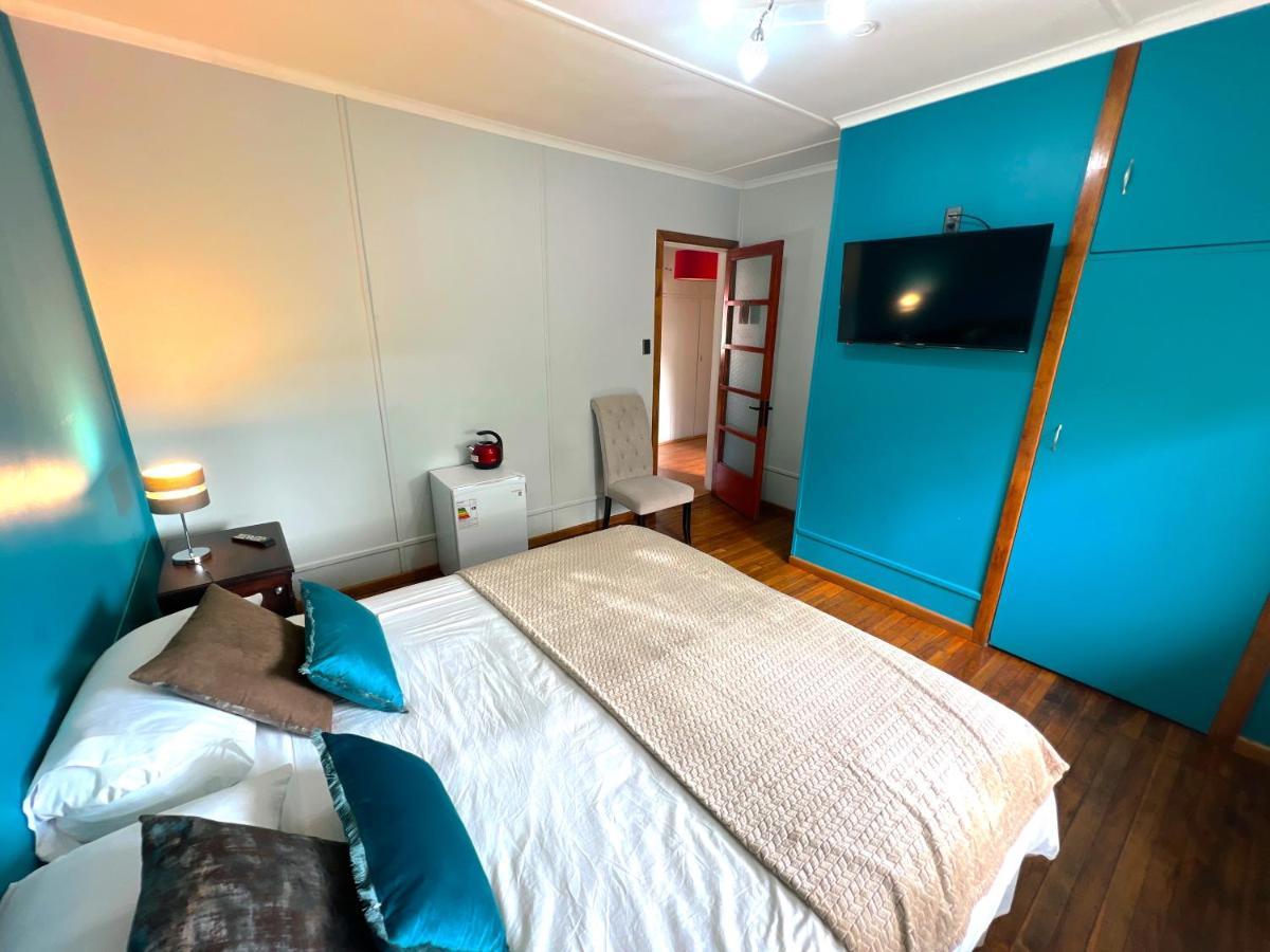 Incredible Downtown Duplex With Interior Backyard Appartement Punta Arenas Buitenkant foto