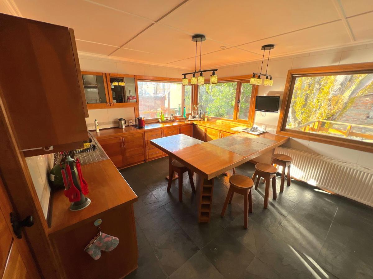 Incredible Downtown Duplex With Interior Backyard Appartement Punta Arenas Buitenkant foto