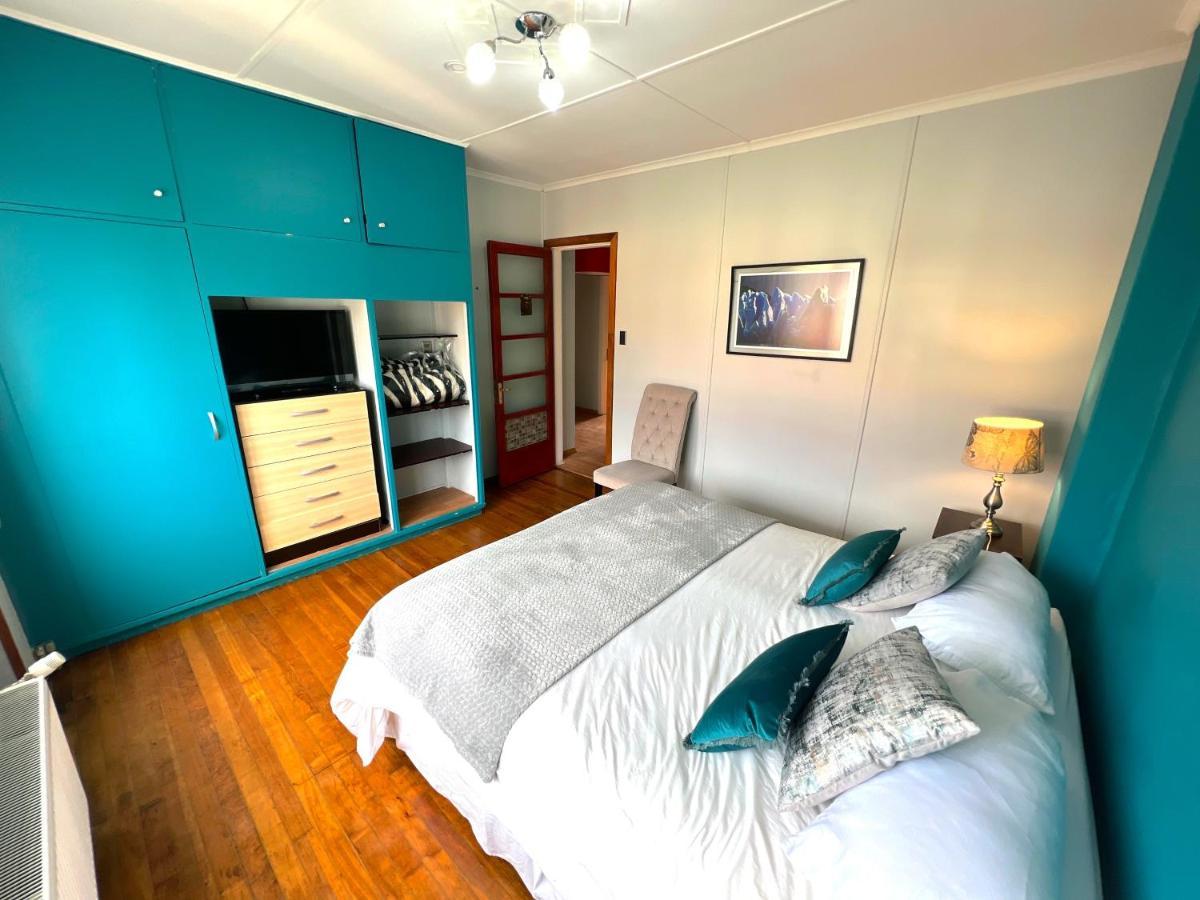 Incredible Downtown Duplex With Interior Backyard Appartement Punta Arenas Buitenkant foto
