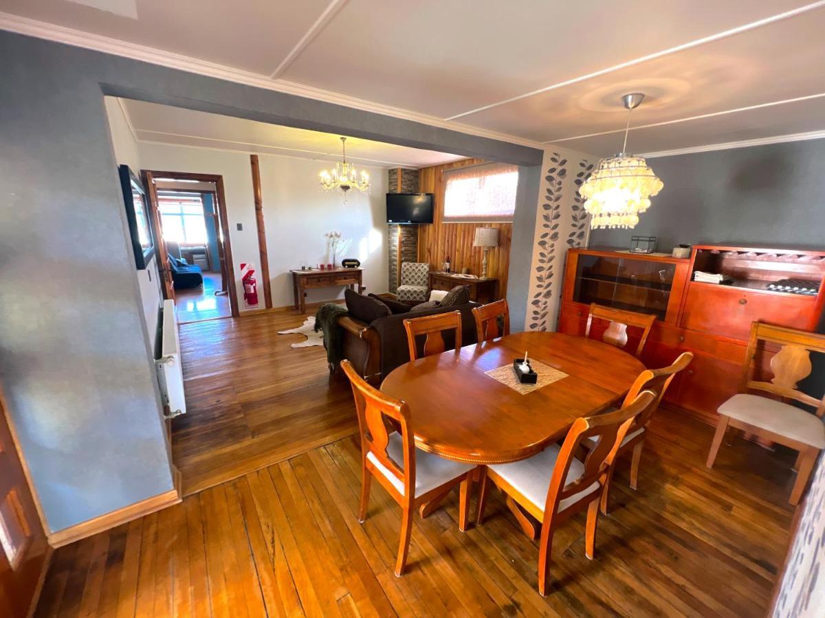 Incredible Downtown Duplex With Interior Backyard Appartement Punta Arenas Buitenkant foto