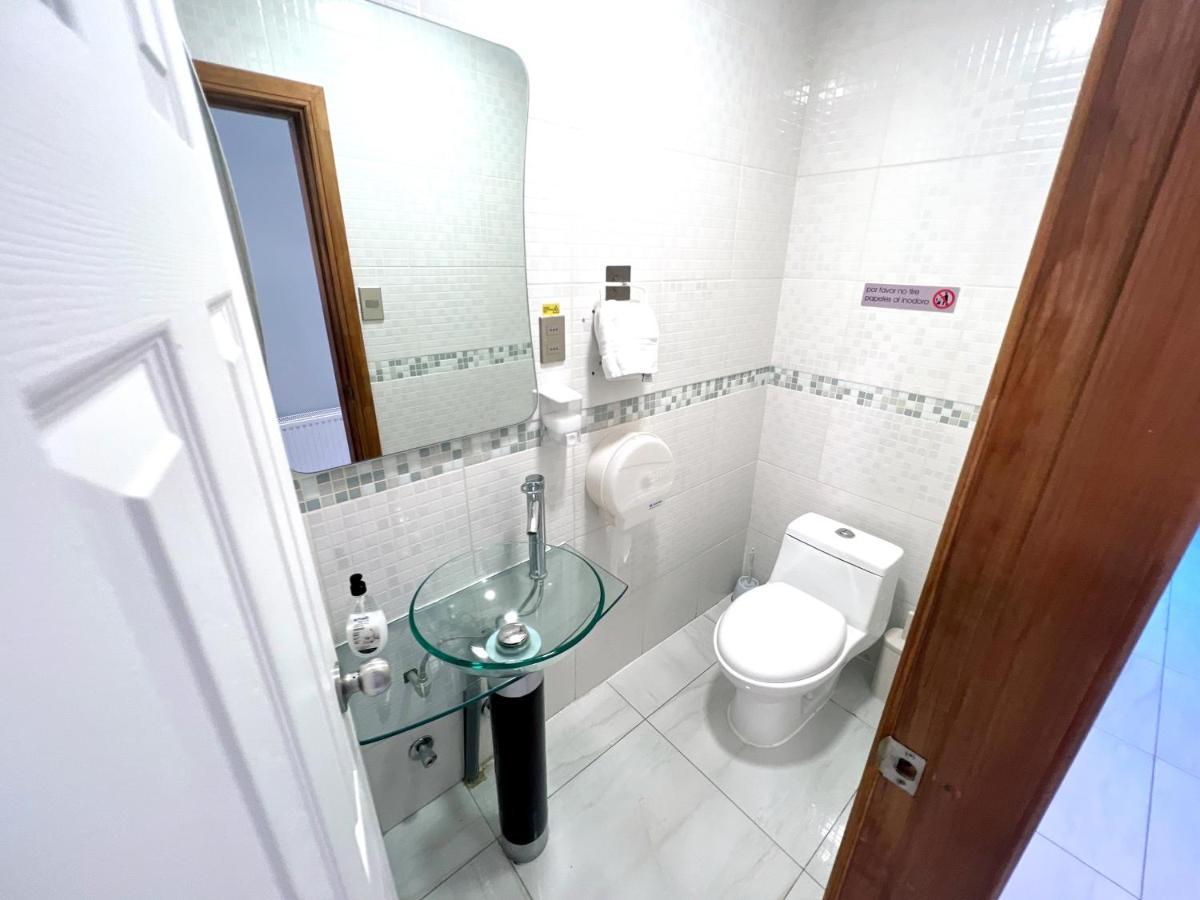 Incredible Downtown Duplex With Interior Backyard Appartement Punta Arenas Buitenkant foto
