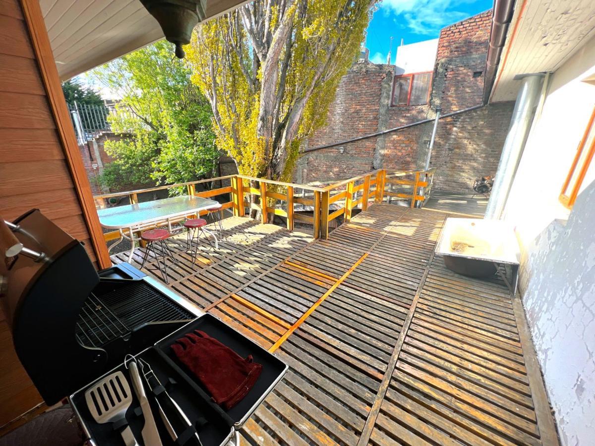 Incredible Downtown Duplex With Interior Backyard Appartement Punta Arenas Buitenkant foto